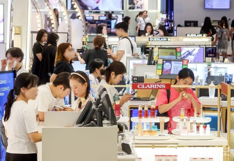 신세계면세점 여름 프로모션: 최대 50% 할인!